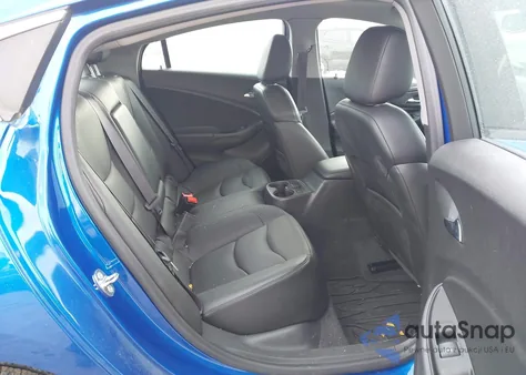 2017 Chevrolet Volt Premier z USA, uszkodzony, nr VIN 1G1RD6S58HU105650